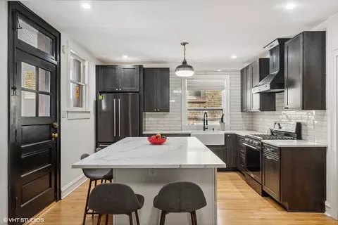 Kitchen - 3222 W Olive Ave, Chicago, IL 60659 photo 1 of 3