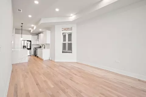 4339 S Evans Ave, Chicago, IL 60653 photo 7