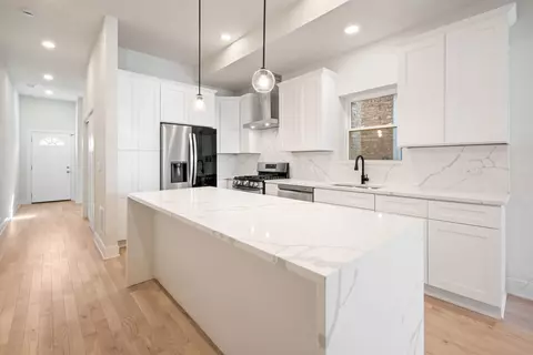 4339 S Evans Ave, Chicago, IL 60653 photo 9