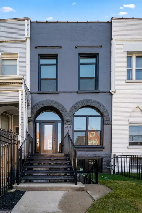 4339 S Evans Ave, Chicago, IL 60653 photo 3