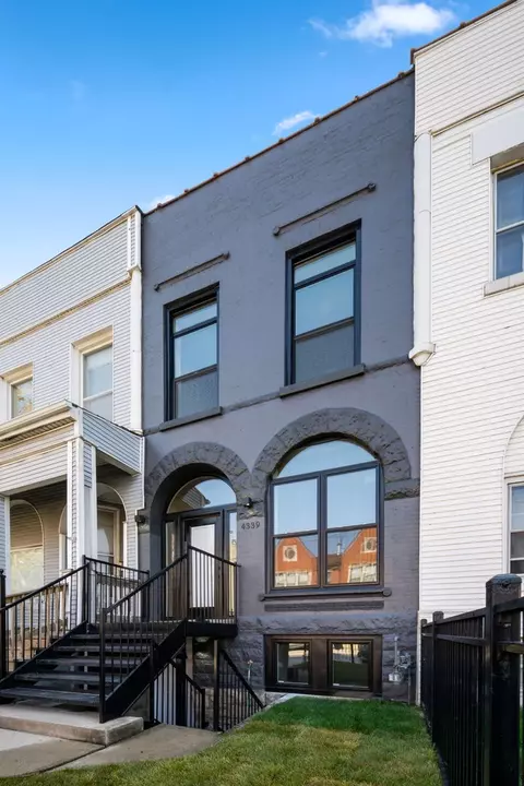 4339 S Evans Ave, Chicago, IL 60653 photo 2