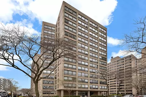 5050 S East End Ave #14B, Chicago, IL 60615