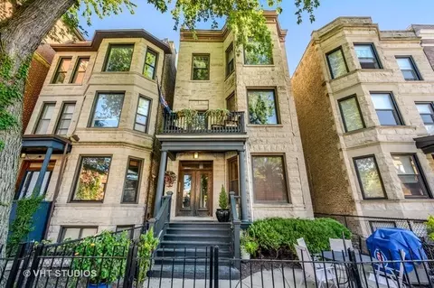 3713 N Sheffield Ave #3, Chicago, IL 60613