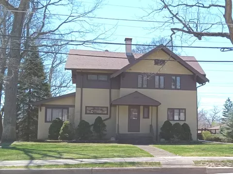 401 W Greenwood Ave, Waukegan, IL 60087