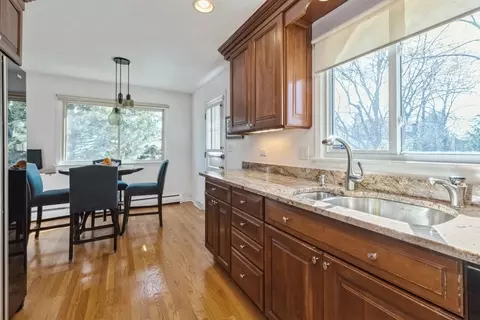 90 Ferndale Rd, Deerfield, IL 60015 photo 8