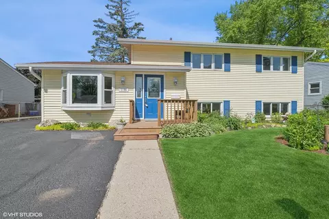 1195 Larkdale Row, Wauconda, IL 60084
