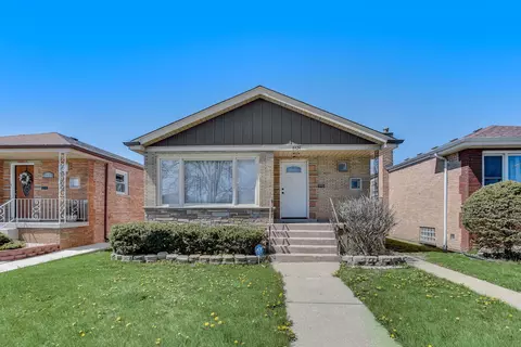 8424 S Kostner Ave, Chicago, IL 60652