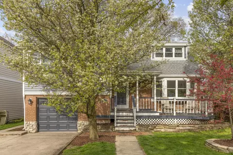 266 S Grace Ave, Elmhurst, IL 60126