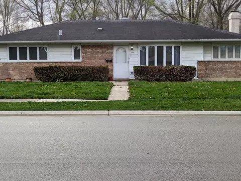 182 Shabbona Dr, Park Forest, IL 60466