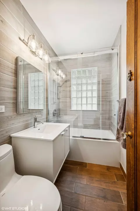 Bath - 3043 Thayer St, Evanston, IL 60201 photo 1 of 2