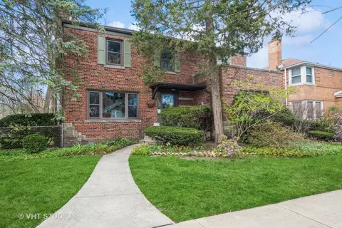 7434 N Washtenaw Ave, Chicago, IL 60645