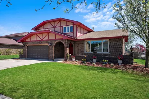 12817 S Brian Pl, Palos Park, IL 60464