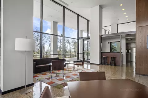Dining - 360 E Randolph St #3205, Chicago, IL 60601 photo 5 of 6