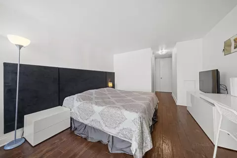 Bedroom - 360 E Randolph St #3205, Chicago, IL 60601 photo 2 of 4