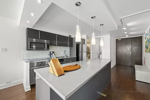 Kitchen - 360 E Randolph St #3205, Chicago, IL 60601 photo 1 of 4