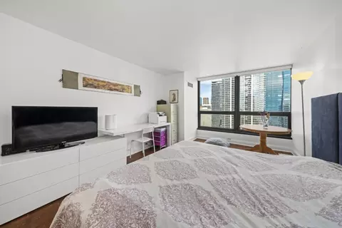 Bedroom - 360 E Randolph St #3205, Chicago, IL 60601 photo 4 of 4