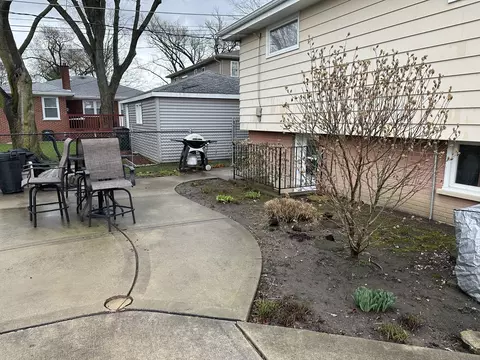 Exterior - 9010 Bartlett Ave, Brookfield, IL 60513 photo 6 of 20