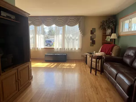Living - 9010 Bartlett Ave, Brookfield, IL 60513 photo 2 of 2