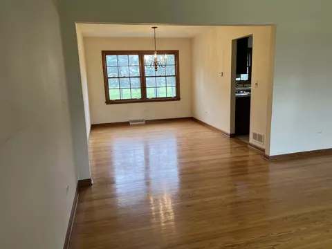 1005 Darius Ln, Naperville, IL 60565 photo 3
