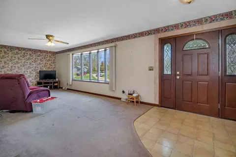 236 Grant St, Seneca, IL 61360 photo 9