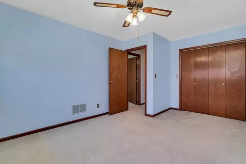 236 Grant St, Seneca, IL 61360 photo 16