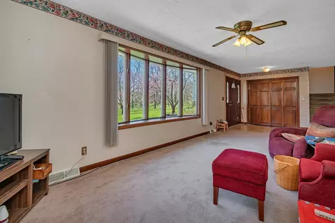 236 Grant St, Seneca, IL 61360 photo 8