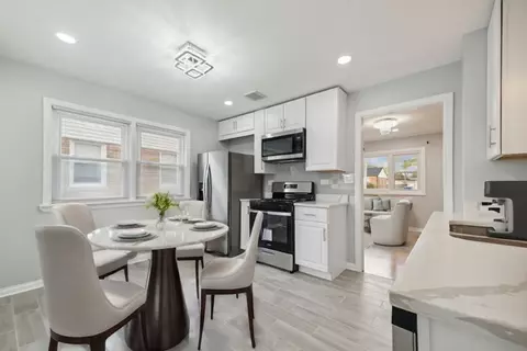 Dining - 1525 Harding Ave, Berkeley, IL 60163 photo 1 of 1