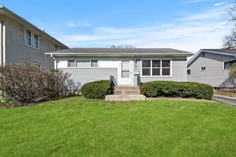 4616 Main St, Downers Grove, IL 60515