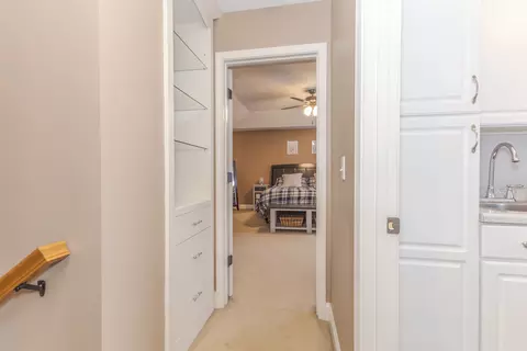 Entry Way - 3213 Clairbridge Dr, Bloomington, IL 61704 photo 3 of 4