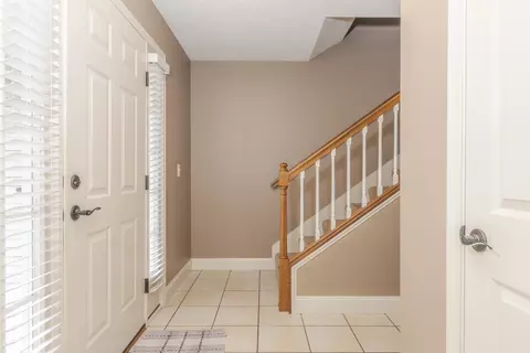Entry Way - 3213 Clairbridge Dr, Bloomington, IL 61704 photo 2 of 4