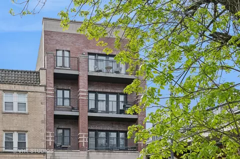 3404 N Southport Ave #3, Chicago, IL 60657