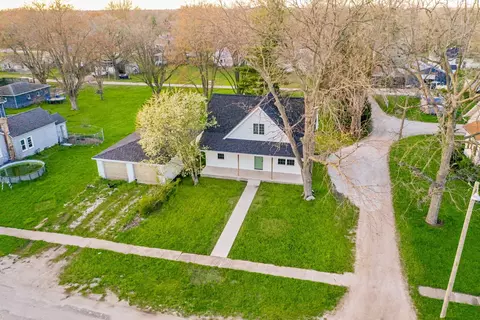 Exterior - 426 E 7th St, Minonk, IL 61760 photo 10 of 10
