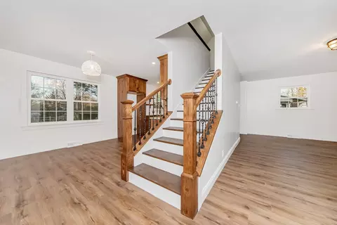 Entry Way - 426 E 7th St, Minonk, IL 61760 photo 1 of 4