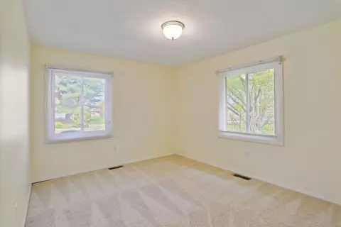 Bedroom - 1197 Sandra Ln, Monticello, IL 61856 photo 2 of 8