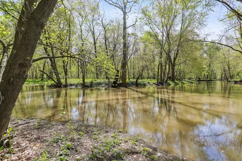 View/Area - 1197 Sandra Ln, Monticello, IL 61856 photo 1 of 1
