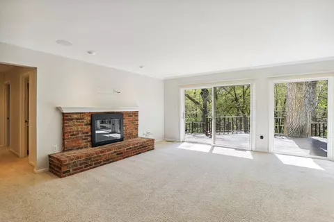 Living - 1197 Sandra Ln, Monticello, IL 61856 photo 1 of 5