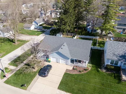 Exterior - 605 Willow St, Maple Park, IL 60151 photo 9 of 11