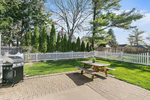 Exterior - 605 Willow St, Maple Park, IL 60151 photo 5 of 11