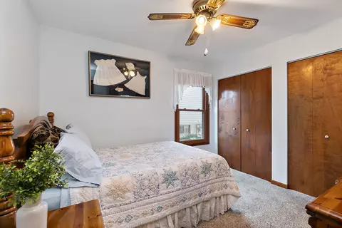 Bedroom - 605 Willow St, Maple Park, IL 60151 photo 2 of 4
