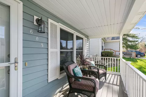 Exterior - 605 Willow St, Maple Park, IL 60151 photo 2 of 11