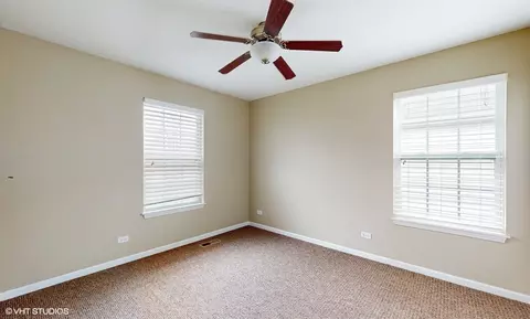 Bedroom - 290 Longview Dr, Elgin, IL 60123 photo 1 of 1