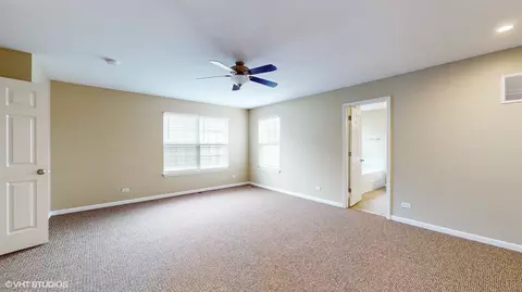 Living - 290 Longview Dr, Elgin, IL 60123 photo 1 of 3