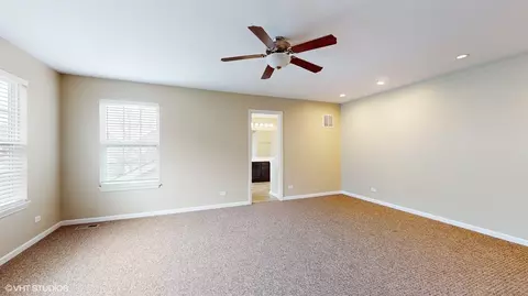 Living - 290 Longview Dr, Elgin, IL 60123 photo 3 of 3