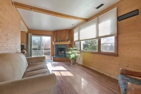 Living - 64 Genesee Ave, Elgin, IL 60123 photo 2 of 3
