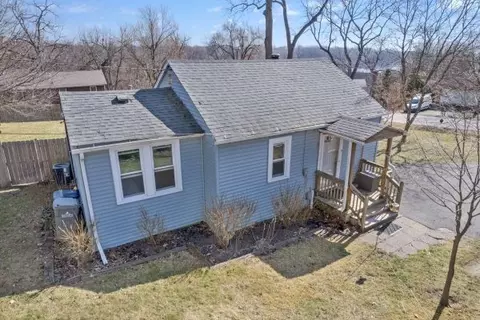Exterior - 64 Genesee Ave, Elgin, IL 60123 photo 6 of 7