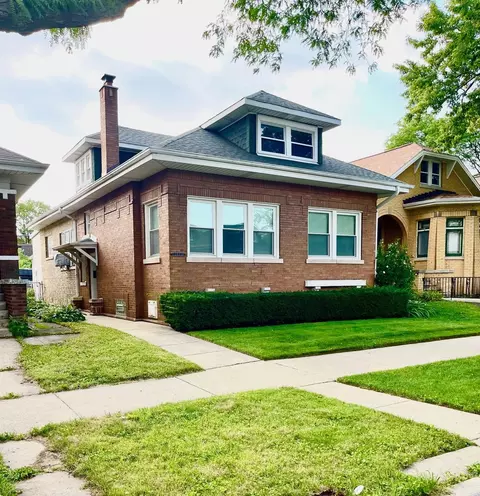 6146 N Maplewood Ave, Chicago, IL 60659