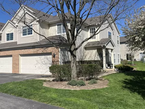 17522 Gilbert Dr, Lockport, IL 60441