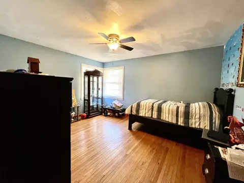 Bedroom - 310 Shooting Park Rd, Peru, IL 61354 photo 3 of 6