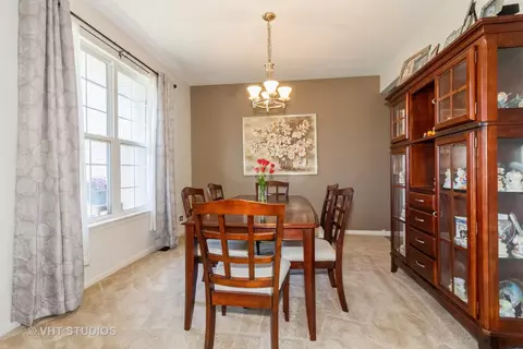Dining - 25258 Trelliage Ave, Plainfield, IL 60585 photo 1 of 2