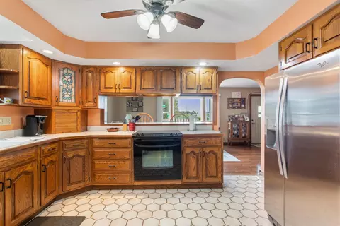 Kitchen - 316 E North St, Mansfield, IL 61854 photo 3 of 5